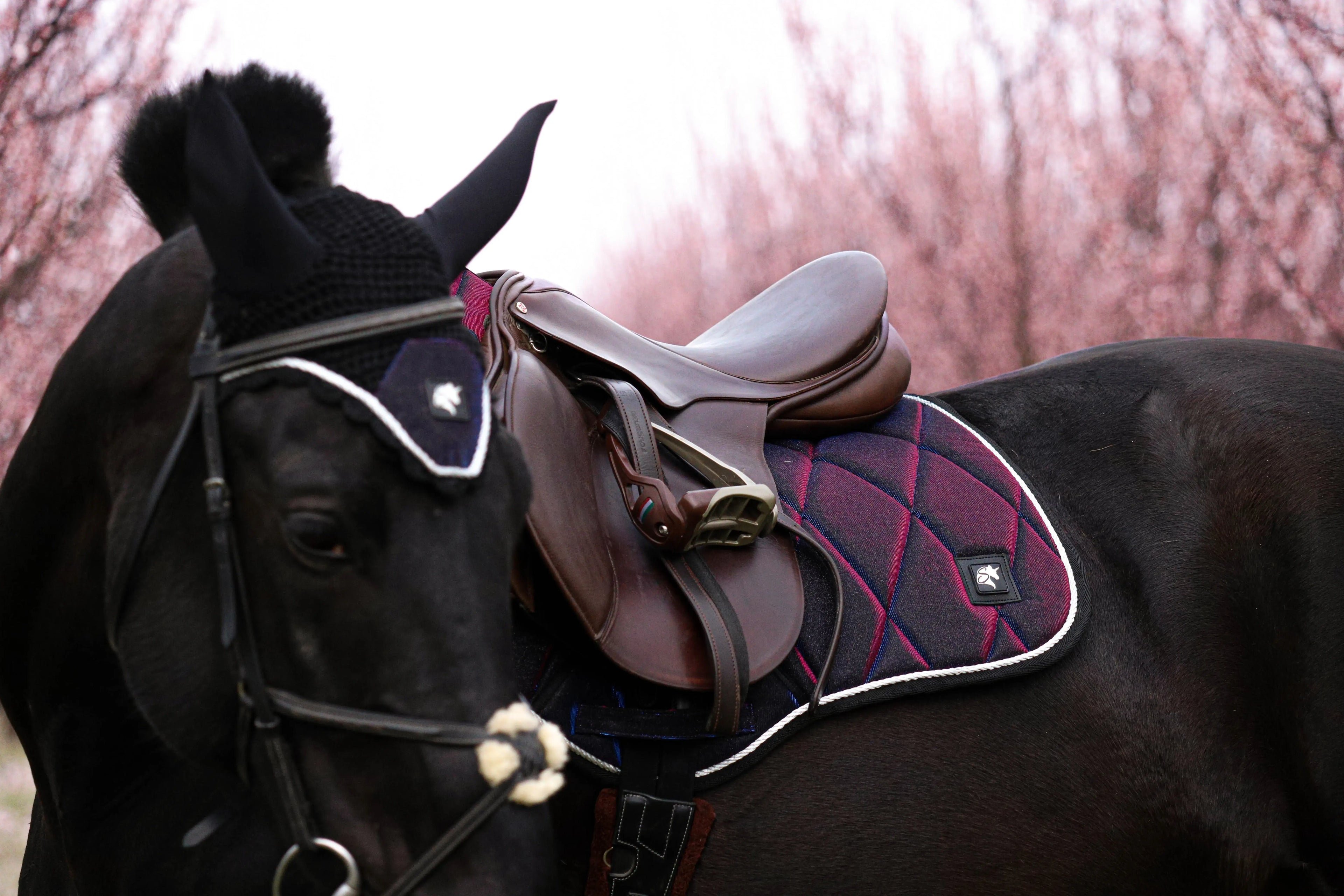 Színváltós "Startdust" nyeregalátét