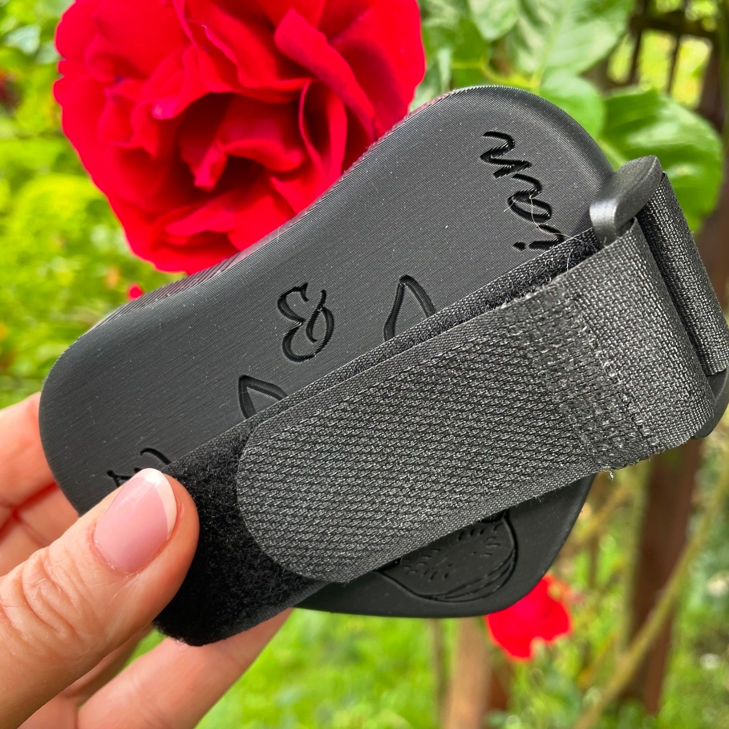 💗 Személyre szabható szív formájú lóvakaró – egyedi ajándék lovasoknak!