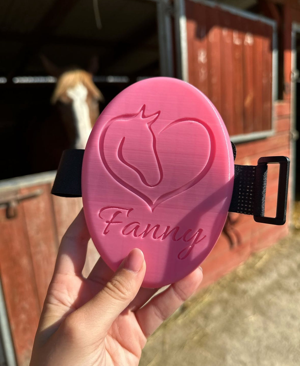 Személyre szabható lóvakaró