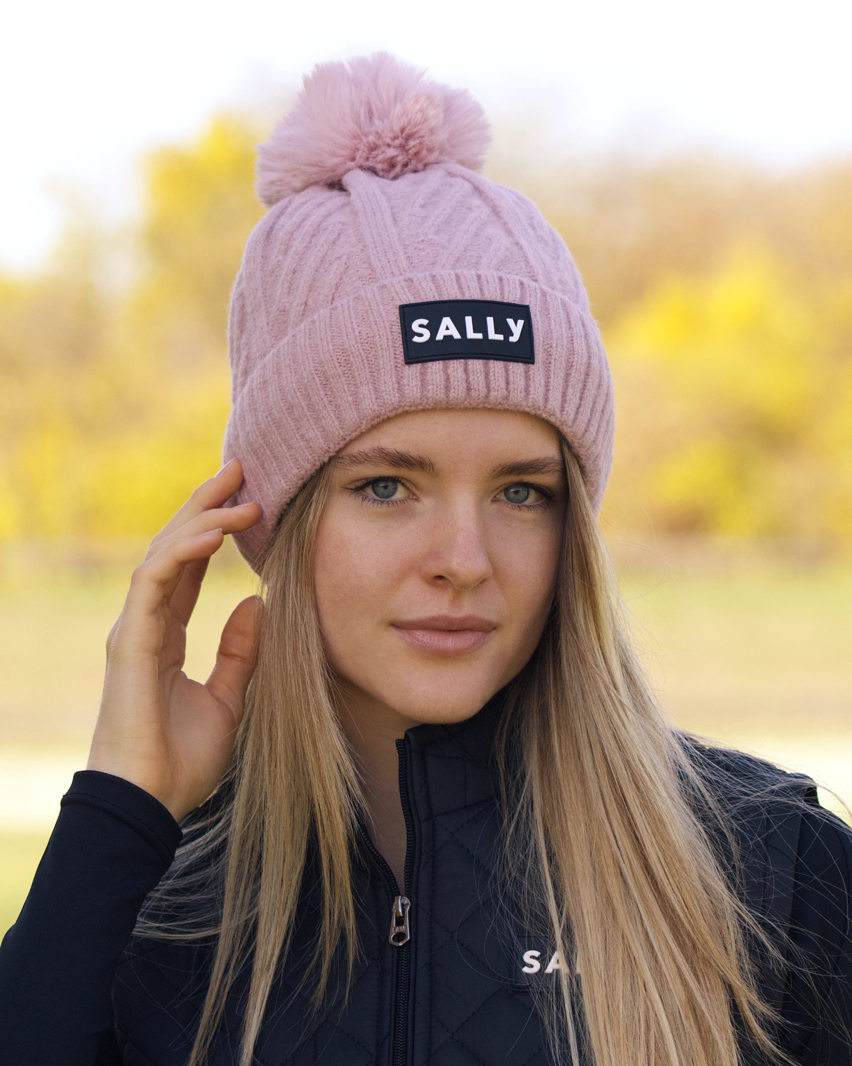 Bojtos Gyapjú Télisapka-Pink