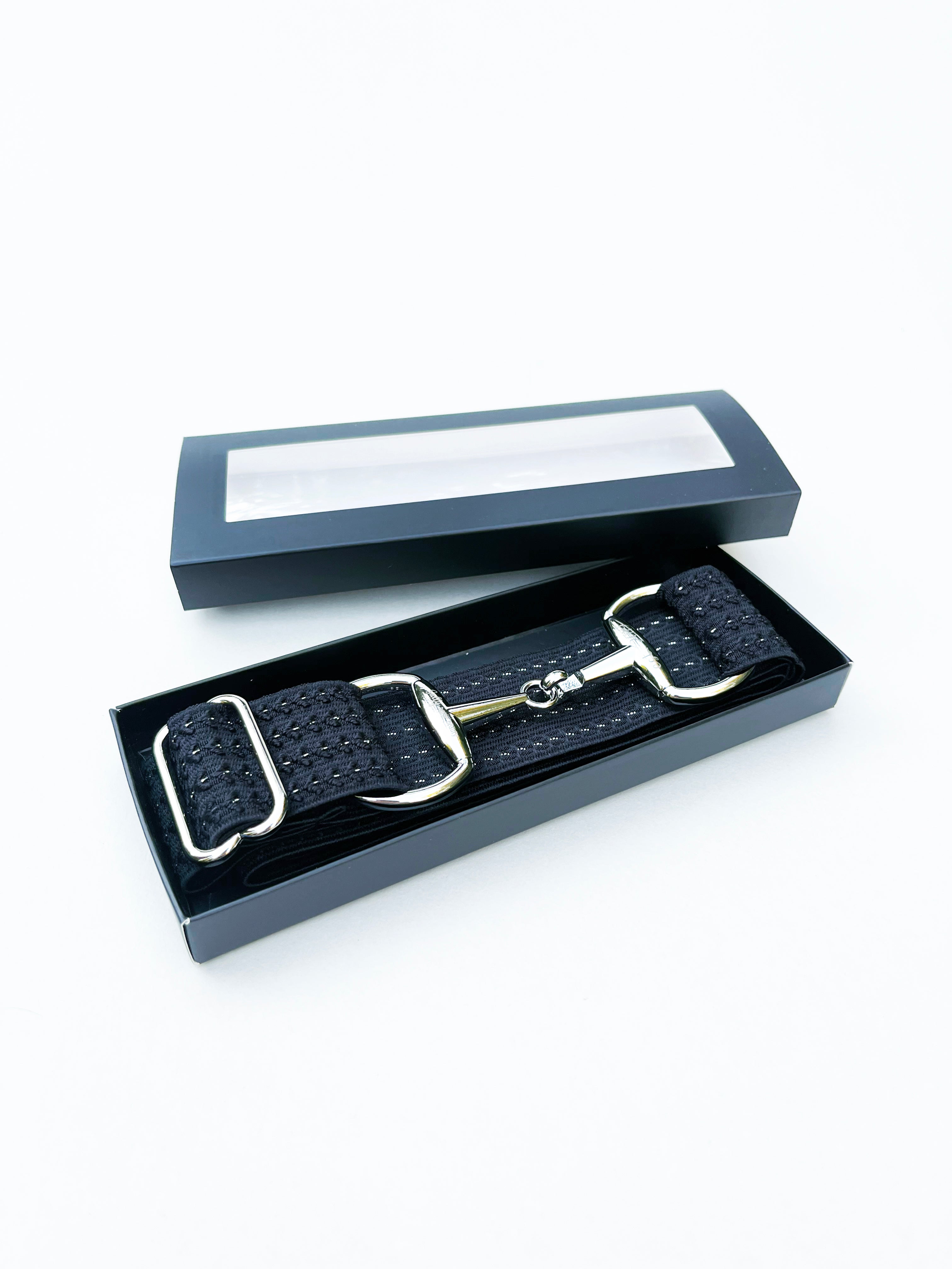 Fekete textúrált-elasztikus zablás öv