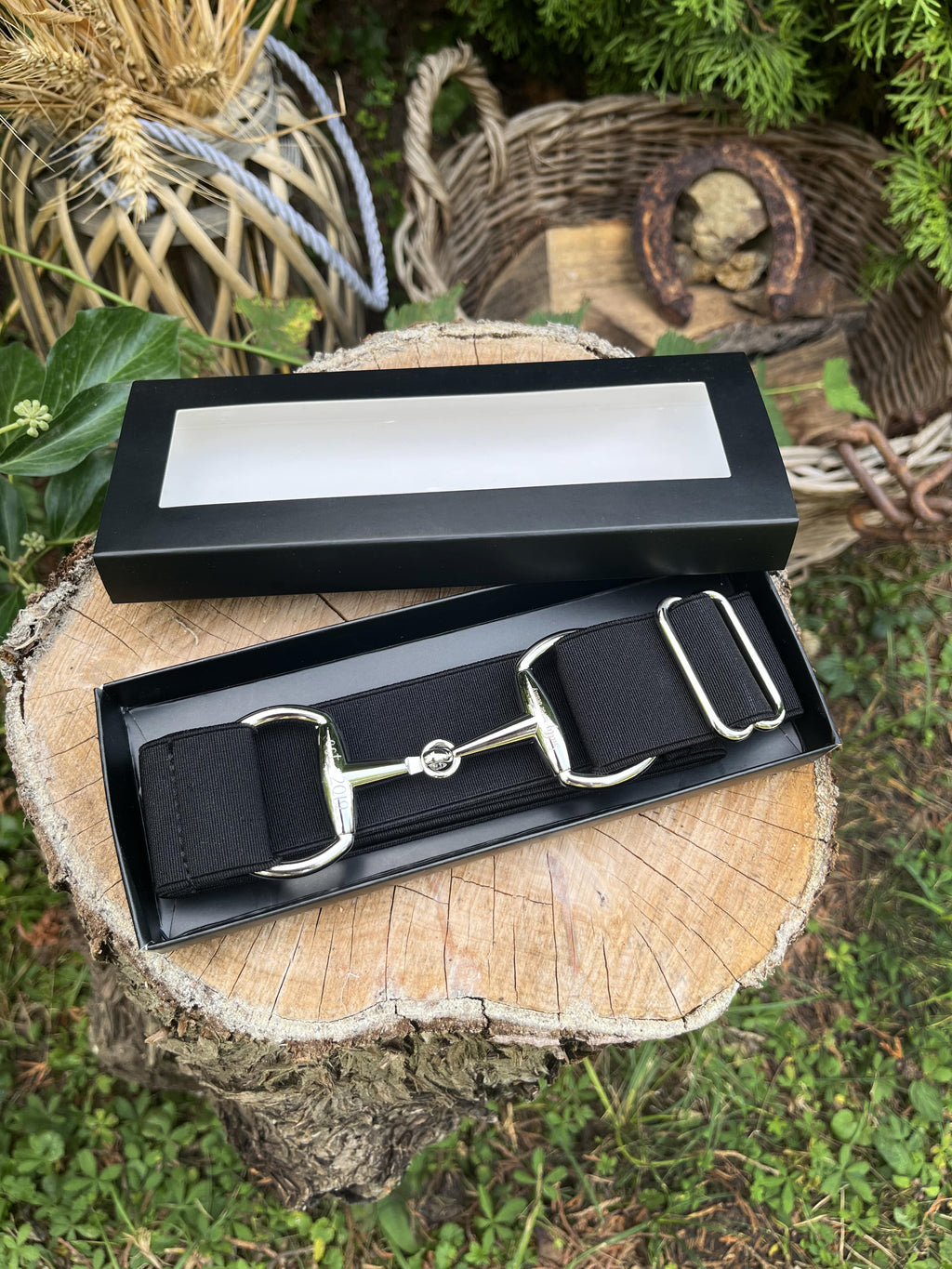 Fekete elasztikus zablás öv